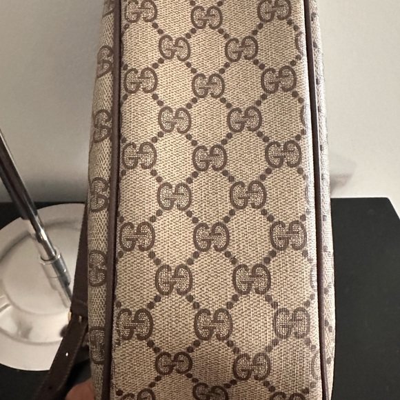 Authentic Gucci Coated Canvas Handbag Purse Crossbody - Picture 6 of 16